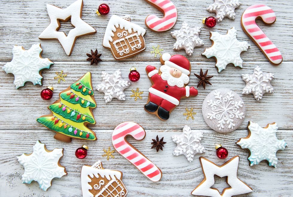 32-migliori-idee-per-decorare-i-biscotti-di-natale-per-il-tuo-tavolo-da-dessert-delle-vacanze