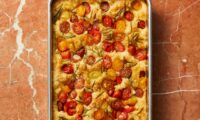 focaccia-al-pomodoro,-aglio-e-rosmarino