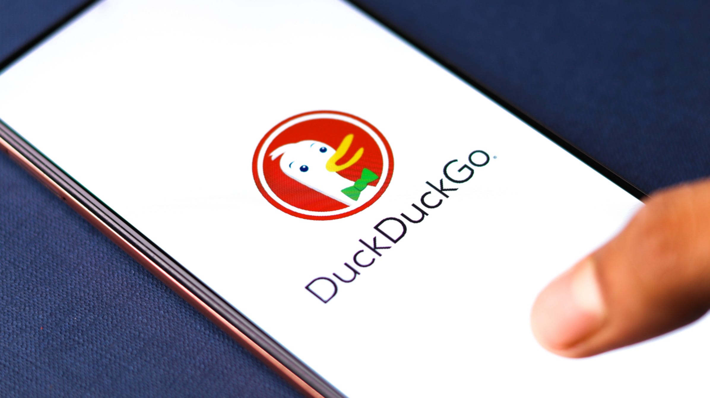 5-funzionalita-di-duckduckgo-che-dovresti-usare