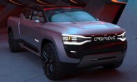 ram-gioca-al-passo-con-il-debutto-del-camion-elettrico-new-revolution