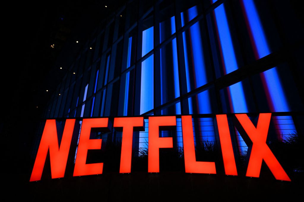 netflix:-boom-abbonati-con-nuovo-piano,-+7-milioni-nel-iv-trimestre.-titolo-schizza-al-rialzo-(+8%)