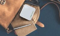 ottieni-un-router-da-viaggio-per-migliorare-la-tua-esperienza-wi-fi-in-hotel