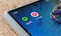 youtube-music-vs.-spotify:-quale-e-meglio-per-lo-streaming?