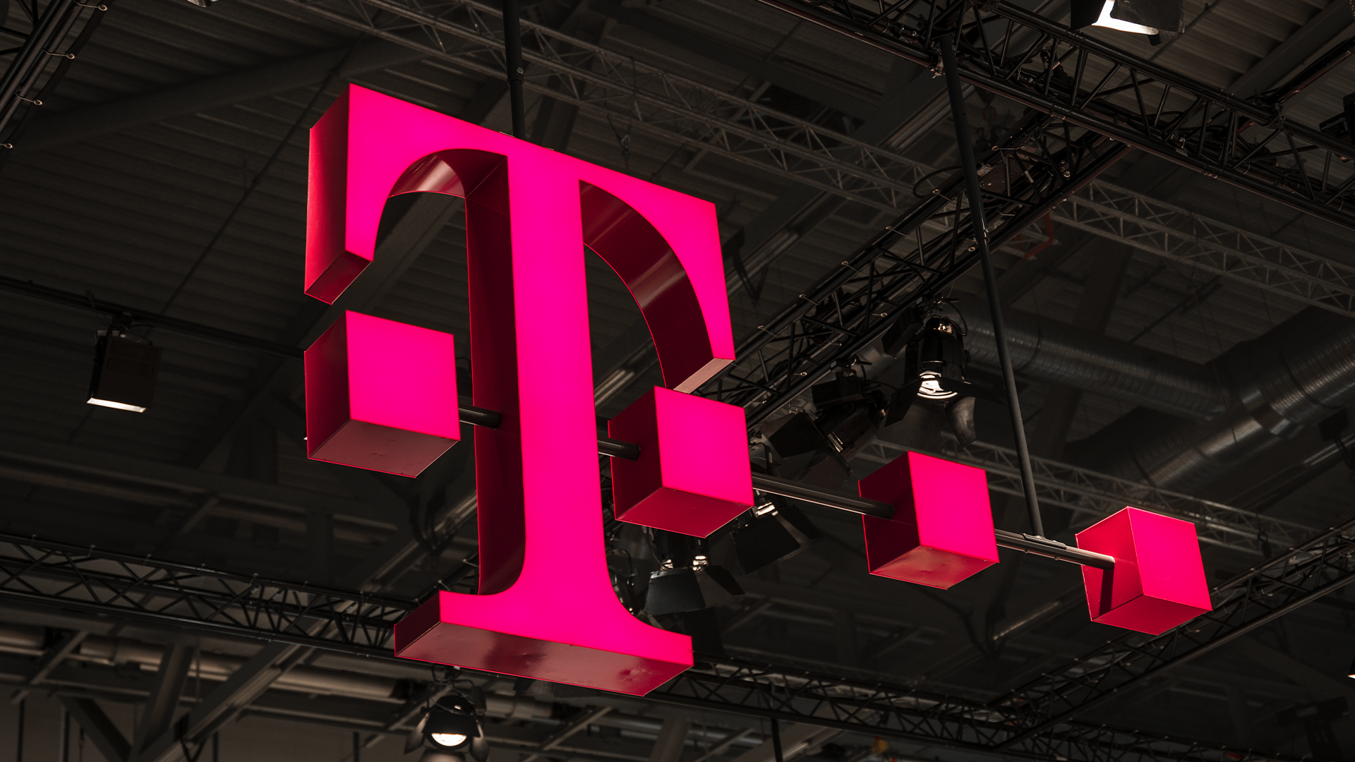 rumor:-t-mobile-ritirera-i-piani-di-servizio-mobile-magenta