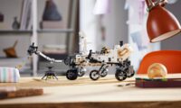 il-rover-e-l'elicottero-lego-mars-sono-pronti-per-esplorare-la-tua-casa