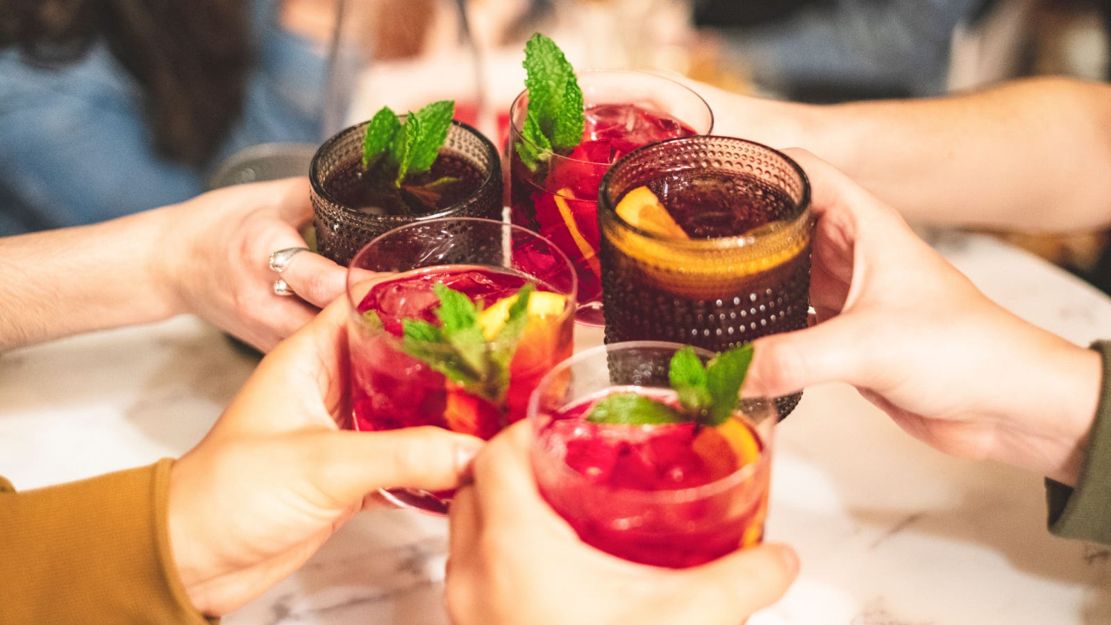 puoi-fare-la-sangria-con-una-pressa-francese