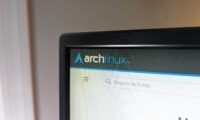 cos'e-aur-in-arch-linux-e-dovresti-usarlo?