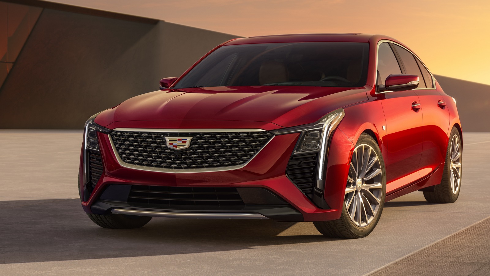 la-cadillac-ct5-del-2025-ottiene-la-caratteristica-piu-sorprendente-di-escalade