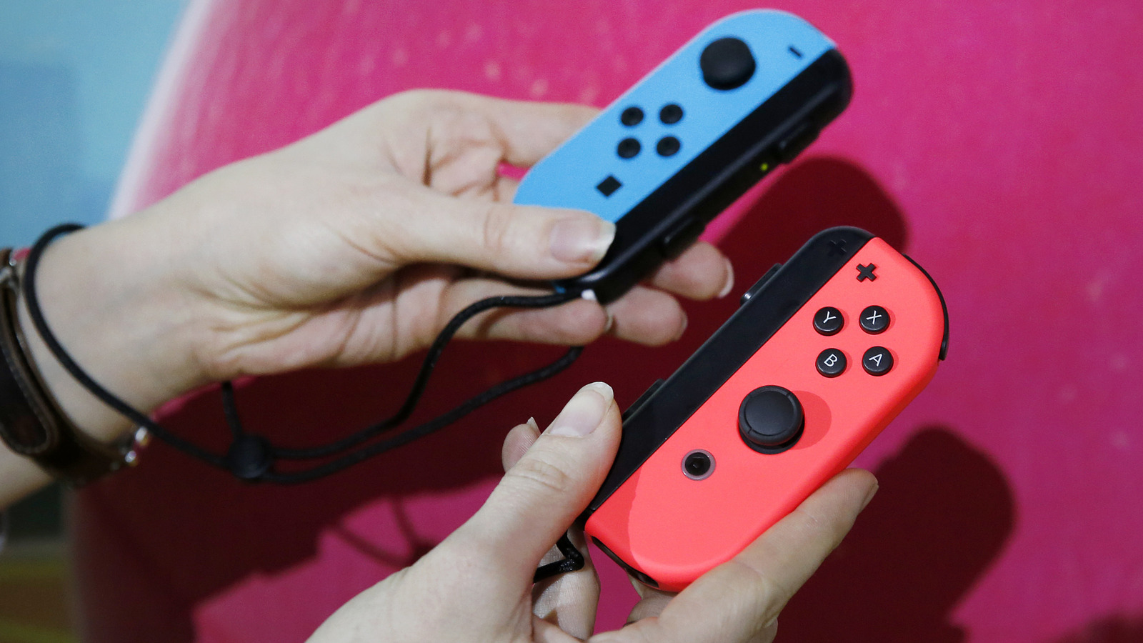 come-utilizzare-i-joy-contro-di-nintendo-switch-per-controllare-la-fotocamera-del-telefono