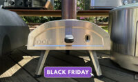 le-offerte-del-black-friday-di-ooni-includono-fino-al-30%-di-sconto-su-forni-e-accessori-per-pizza