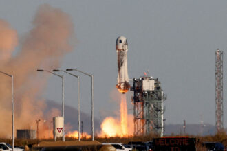 guarda-il-primo-lancio-di-blue-origin-in-15-mesi-qui-alle-11:37-et